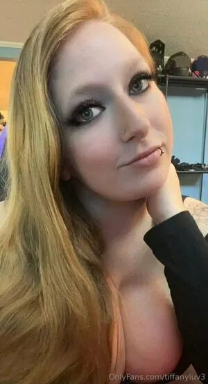Tiffanyluv3 OnlyFans Leaked Free Thumbnail Picture - #SwvAemIyA4