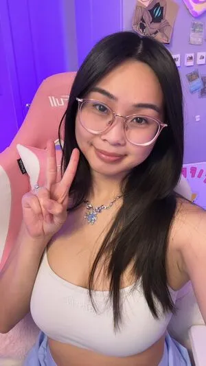 Tiffles OnlyFans Leaked Free Thumbnail Picture - #H59UHl4f9y