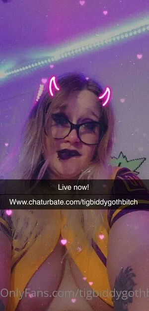 Tigbiddygothbitch OnlyFans Leaked Free Thumbnail Picture - #Q148CsMKky