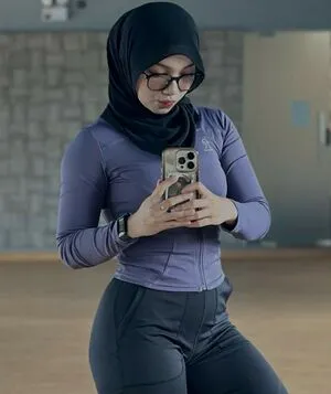 Tikom OnlyFans Leaked Free Thumbnail Picture - #VaziXb5X0M