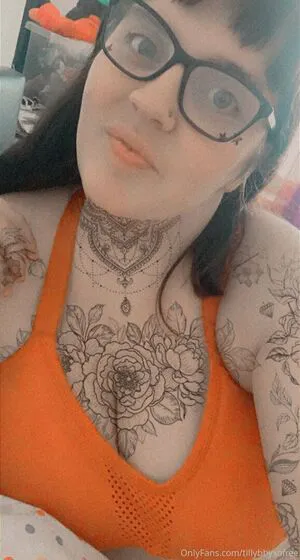 Tillybbyxofree OnlyFans Leaked Free Thumbnail Picture - #oB25URyaTU