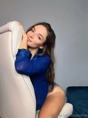 Tillytoyfree OnlyFans Leaked Free Thumbnail Picture - #U5RFRDevco
