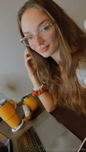 Tillytoyfree OnlyFans Leaked Free Thumbnail Picture - #gNECNjqdVW