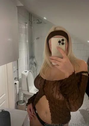 Tilma OnlyFans Leaked Free Thumbnail Picture - #KcsCgkivxY