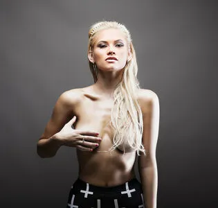 Tina Dubrosky OnlyFans Leaked Free Thumbnail Picture - #YIYxz00yme