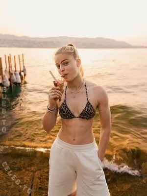 Tina Hausmann OnlyFans Leaked Free Thumbnail Picture - #gHAm1h7Hk4