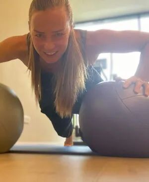 Tina Maze OnlyFans Leaked Free Thumbnail Picture - #UjoQISTBKr