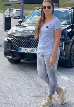 Tina Maze OnlyFans Leaked Free Thumbnail Picture - #bVC0irBK07