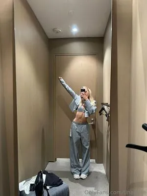 Tinabellee OnlyFans Leaked Free Thumbnail Picture - #1TTniK3kj3