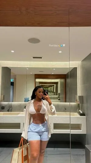 Tinah Bae7 OnlyFans Leaked Free Thumbnail Picture - #ccfUYXYtit