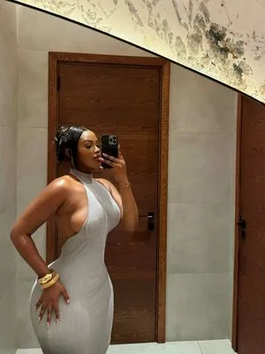 Tinah Bae7 OnlyFans Leaked Free Thumbnail Picture - #g0SfWMSnf8
