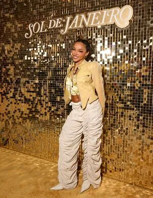 Tinashe OnlyFans Leaked Free Thumbnail Picture - #5jyL4sUBca