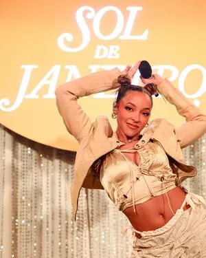 Tinashe OnlyFans Leaked Free Thumbnail Picture - #ArcwurZlyw