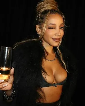 Tinashe OnlyFans Leaked Free Thumbnail Picture - #XcVetnqdap