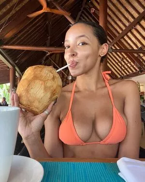 Tinashe OnlyFans Leaked Free Thumbnail Picture - #ZaqFontTOQ