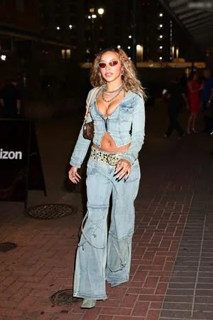 Tinashe OnlyFans Leaked Free Thumbnail Picture - #ykC1ze350y