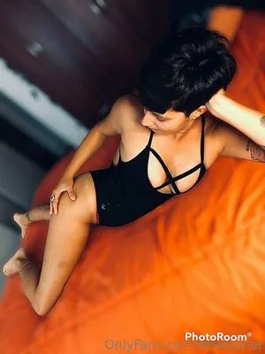 Tinastoner OnlyFans Leaked Free Thumbnail Picture - #c9nrL4kpWR