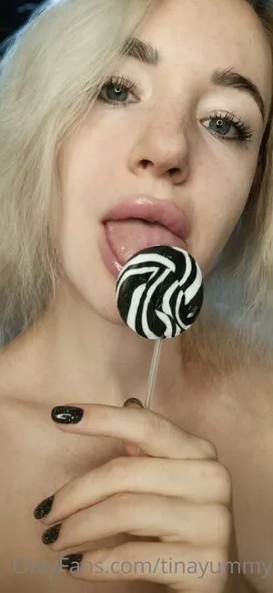 Tinayummy OnlyFans Leaked Free Thumbnail Picture - #Fa5ceeFofq