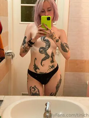 Tinich OnlyFans Leaked Free Thumbnail Picture - #RdR5hK1233