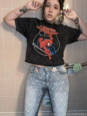 Tinklebell Pees OnlyFans Leaked Free Thumbnail Picture - #D6xZJyai3p