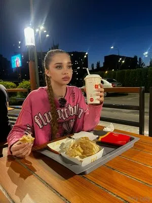 Tiny Loly OnlyFans Leaked Free Thumbnail Picture - #IMfS86n1SA