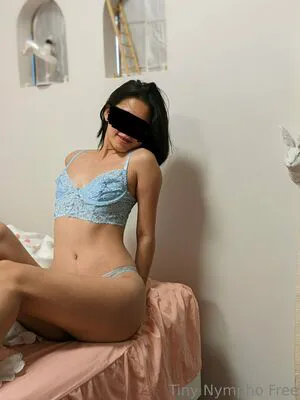 Tiny Nympho Free OnlyFans Leaked Free Thumbnail Picture - #MMLAf55HKL