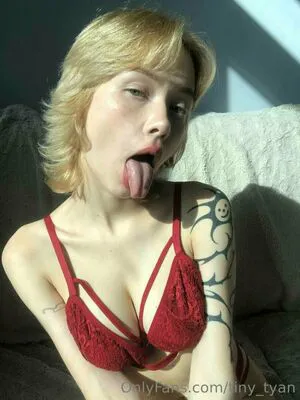 Tiny Tyan OnlyFans Leaked Free Thumbnail Picture - #4vpemXwNd1