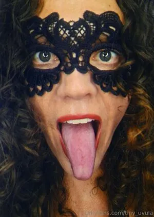 Tiny Uvula OnlyFans Leaked Free Thumbnail Picture - #bndqta1u1T