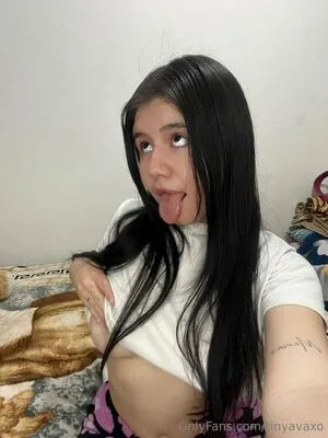Tinyavaxo OnlyFans Leaked Free Thumbnail Picture - #7xYpJXppXU