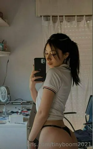 Tinyboom2021 OnlyFans Leaked Free Thumbnail Picture - #AbzjyxCv6l