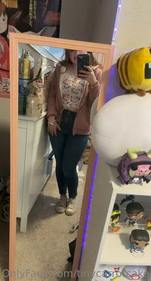 Tinycarrotcake OnlyFans Leaked Free Thumbnail Picture - #mjdLacFzpS