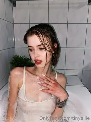 Tinyellie OnlyFans Leaked Free Thumbnail Picture - #asihAacUqo