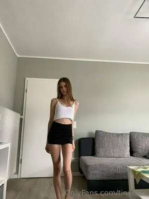 Tinyellie OnlyFans Leaked Free Thumbnail Picture - #s3Ga2ZzRIW