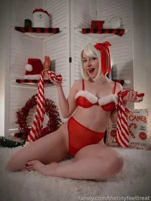 Tinyfeettreat OnlyFans Leaked Free Thumbnail Picture - #HURcmHdFav