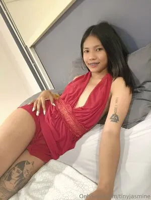 Tinyjasmine OnlyFans Leaked Free Thumbnail Picture - #gTTF3EblJJ
