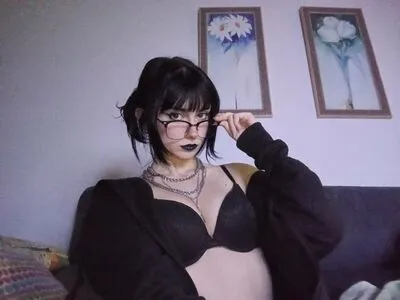 Tinyjullesssss OnlyFans Leaked Free Thumbnail Picture - #wTa5vv19r1