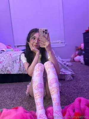 Tinykatrina OnlyFans Leaked Free Thumbnail Picture - #4ARbYKFAkG