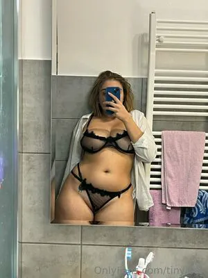 Tinyleah OnlyFans Leaked Free Thumbnail Picture - #R00iMmy3aS