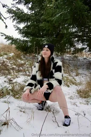 Tinypalemarshmallow OnlyFans Leaked Free Thumbnail Picture - #BbGi2XGuYm