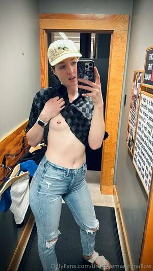 Tinypalemarshmallow OnlyFans Leaked Free Thumbnail Picture - #hlB1gU2xA1