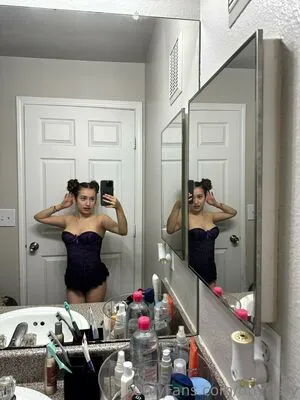 Tinyrissy OnlyFans Leaked Free Thumbnail Picture - #o7l3s3lPG9