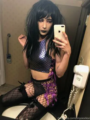 Tinysexilexi666 OnlyFans Leaked Free Thumbnail Picture - #10rJoVRAdm