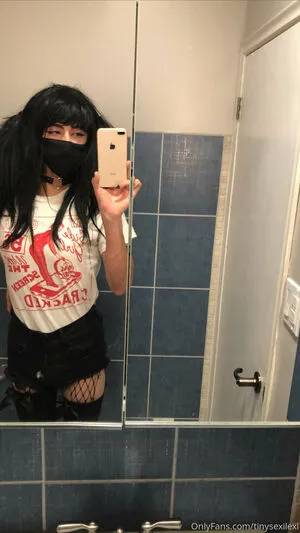 Tinysexilexi666 OnlyFans Leaked Free Thumbnail Picture - #mXIi3WEA87