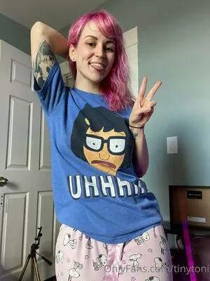 Tinytoni OnlyFans Leaked Free Thumbnail Picture - #KLLwPNAbth