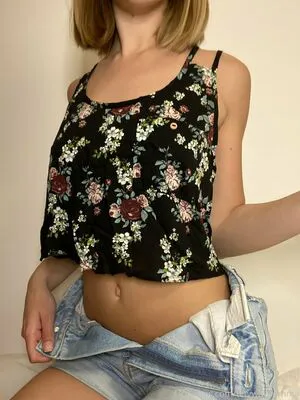 Tinywaistemma OnlyFans Leaked Free Thumbnail Picture - #nEhzOgFtKH