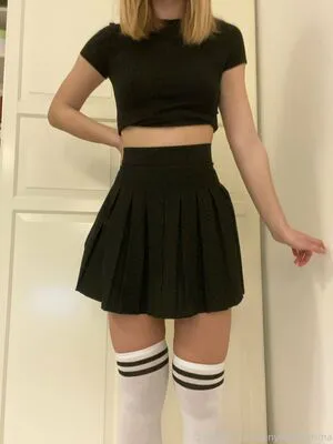 Tinywaistemma OnlyFans Leaked Free Thumbnail Picture - #yjSuuZe5c5