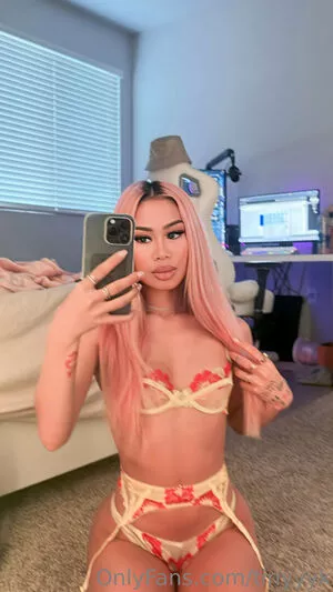 tinyyyk OnlyFans Leaked Free Thumbnail Picture - #ijRWhaMLUV