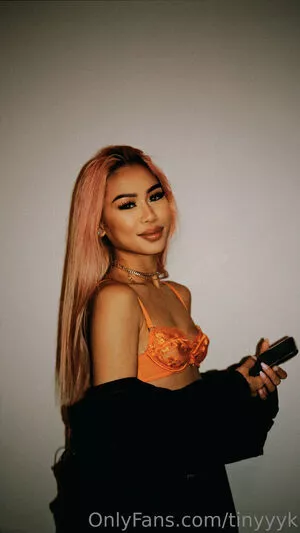 tinyyyk OnlyFans Leaked Free Thumbnail Picture - #ogKeKra8eH