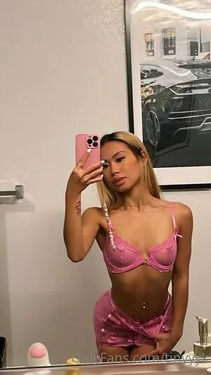 tinyyyk OnlyFans Leaked Free Thumbnail Picture - #rU7RZLUTDo