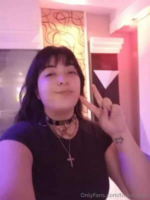 Tiranicarex OnlyFans Leaked Free Thumbnail Picture - #x1De0OPGW1